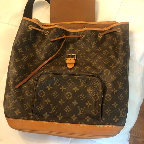 Louis Vuitton Backpack - Picture 4 of 16